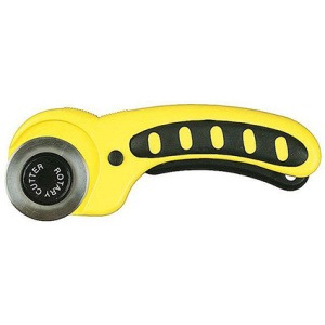 Нож STAYER "MASTER" 45мм с круглым лезвием 09182