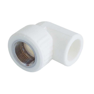 Угольник комбинированный вн.рез. 20*1/2  47413 / 62734