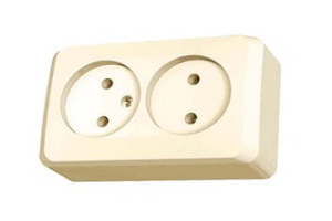 Розетка 2-м ОП Этюд 16А б/з б/ш бежевая РА16-005k